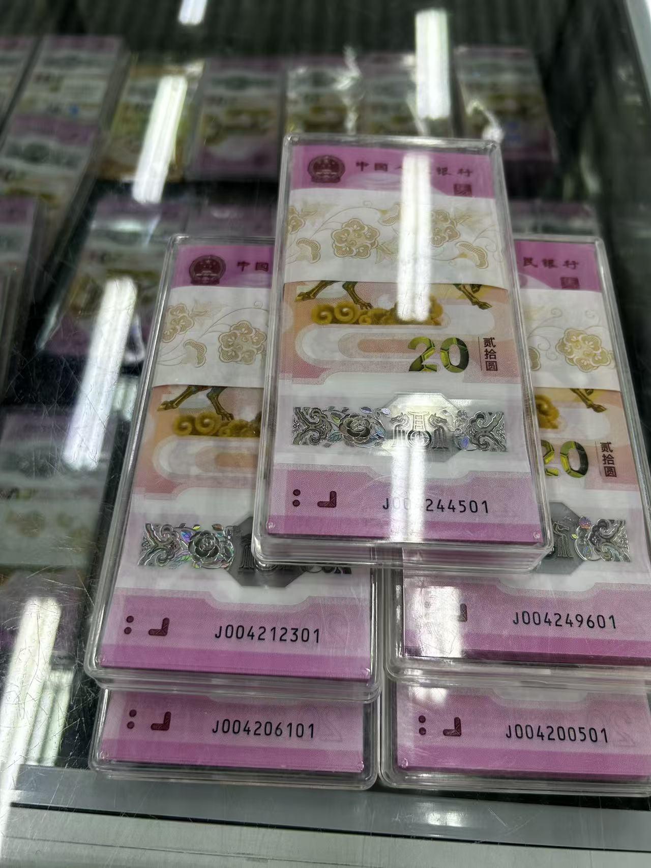 春节前我也四千抢购过，当时还是期货，抢的时候就是图个便宜，不挑号码，觉得有机会，