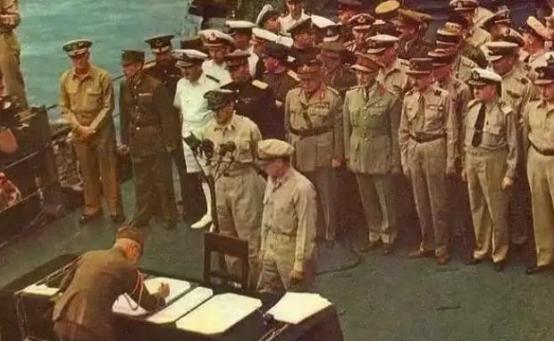 日本这次怕是要坐不住了。德国总理追着俄国要战争赔款，俄外交部愤然翻出二战时期的账