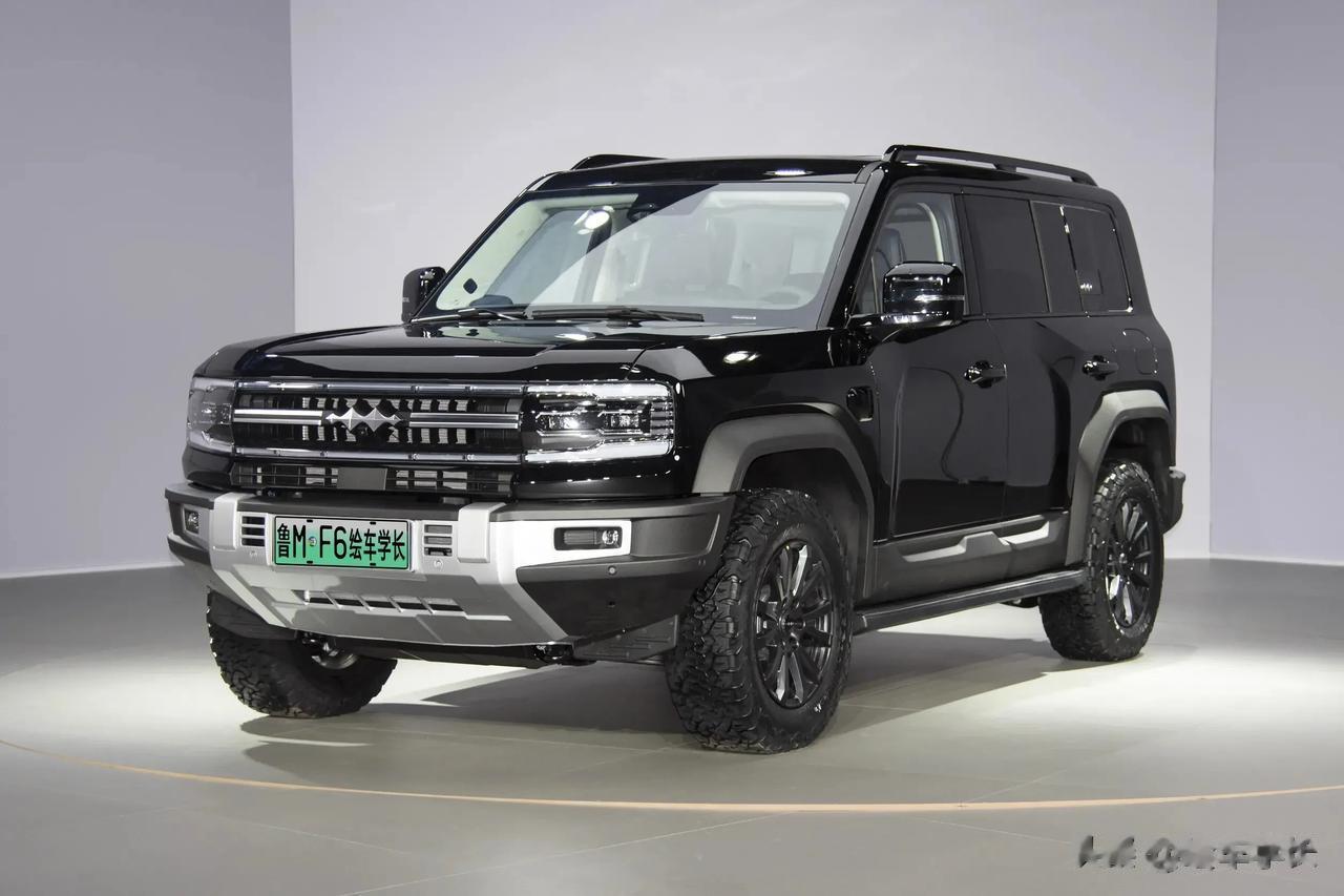 国产车的定位越来越高，售价也越来越高。比如比亚迪方程豹豹5这款混动硬派越野车，据