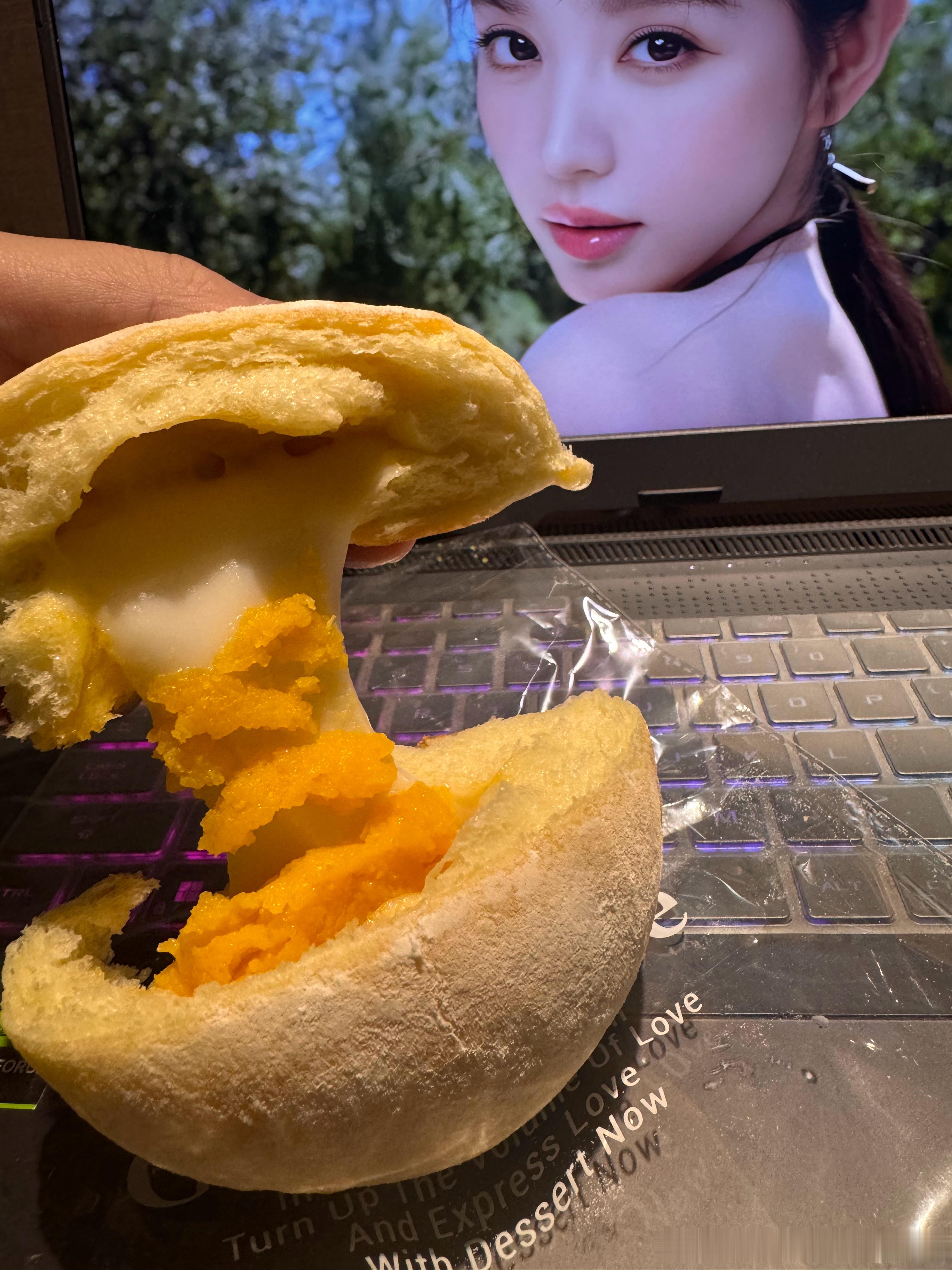 🍞，嗯嗯满足 ​​​