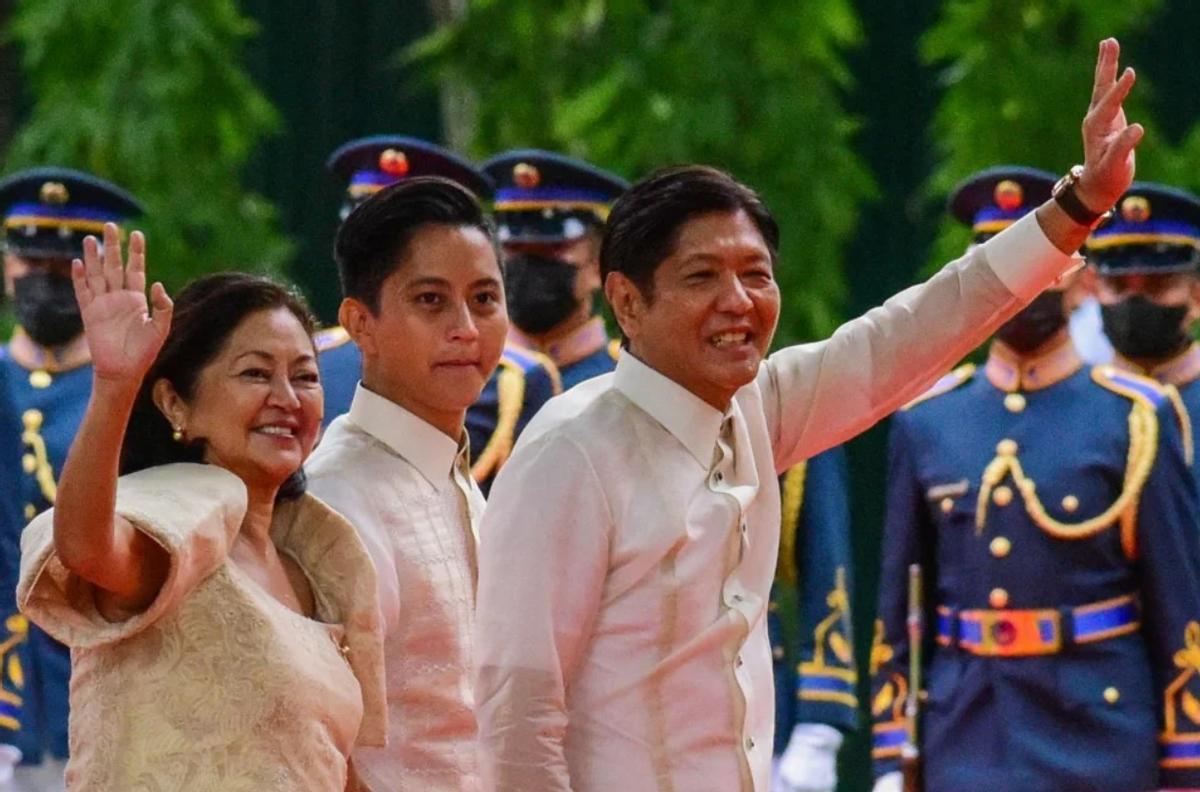 争端升级，日本援兵已到，中方宣布封海4天，俄罗斯警告军备竞赛

最近，菲律宾在短