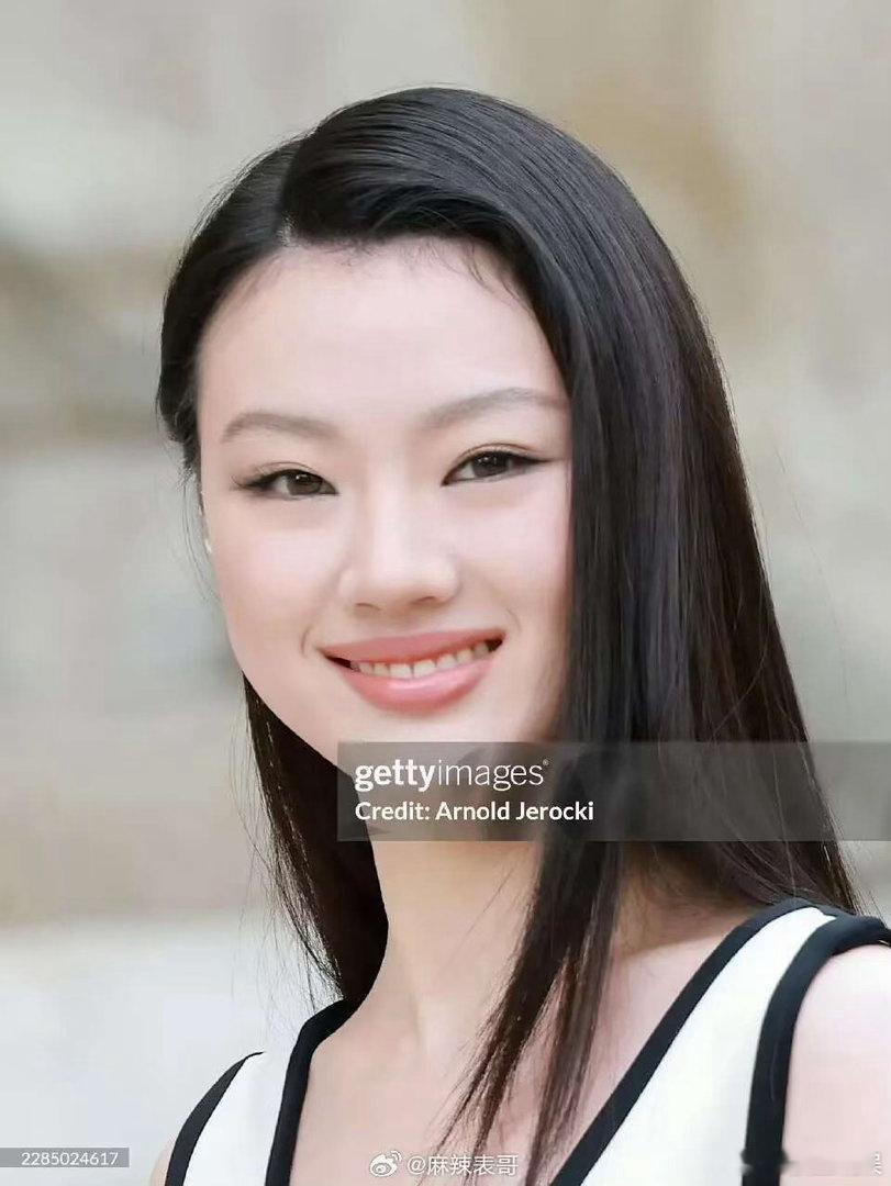 单依纯巴黎时装周—G社生图 