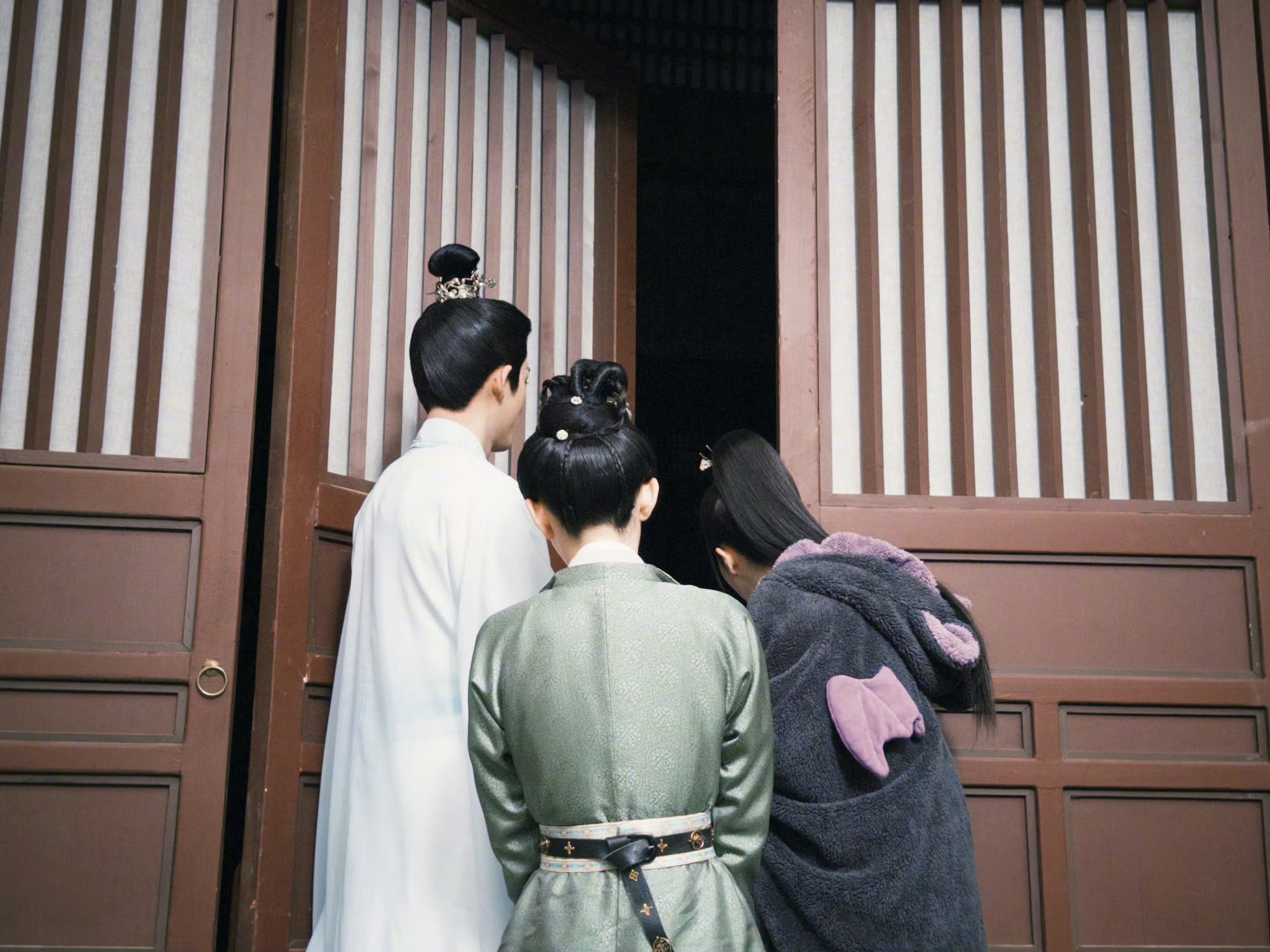 好生动的片场李佩仪！ 