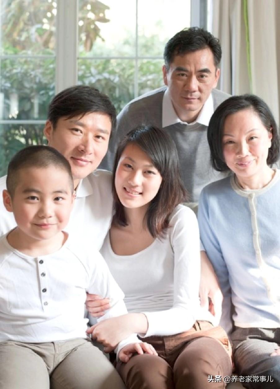 敬畏生命，远离猝死
 
刚跑完马拉松的刘建国，两天后突发心梗，人就没了

人到中