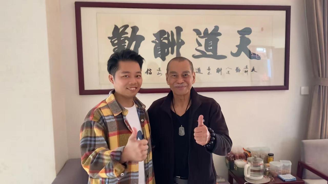 陈观泰老师，一代人的记忆。 两年前还跟陈观泰老师会面，最早期的邵氏武打演员，是一