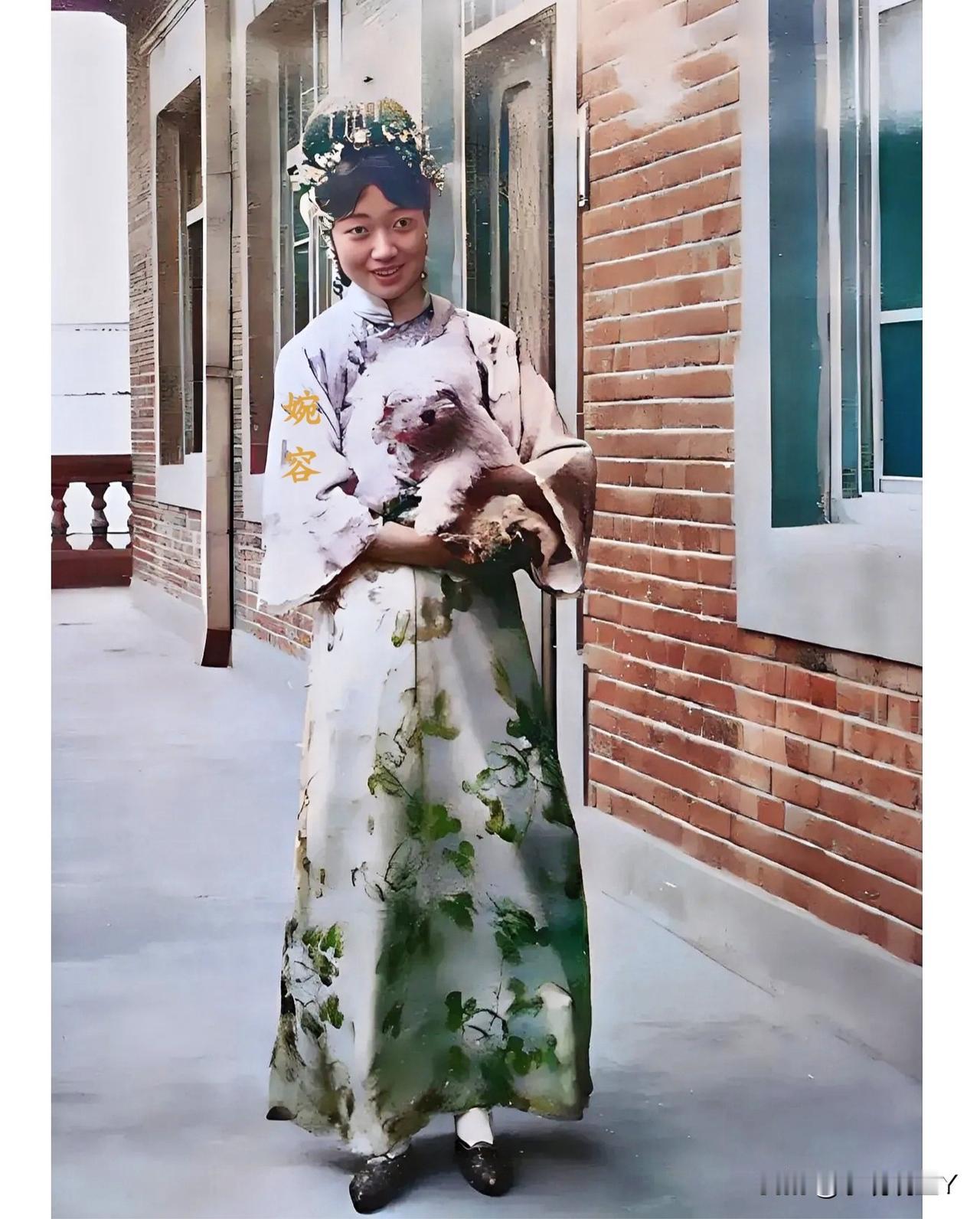 这才是1925年婉容在天津的真实貌相，这可不是演戏，也并不是电视剧里的演员，而是