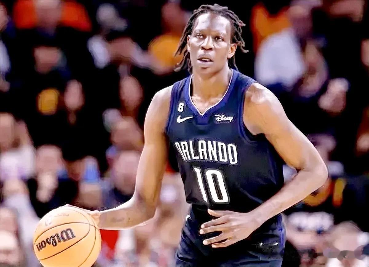 北京时间7月5日NBA魔术队官方宣布裁掉球队前锋球员波尔.波尔，后者上赛季与球队