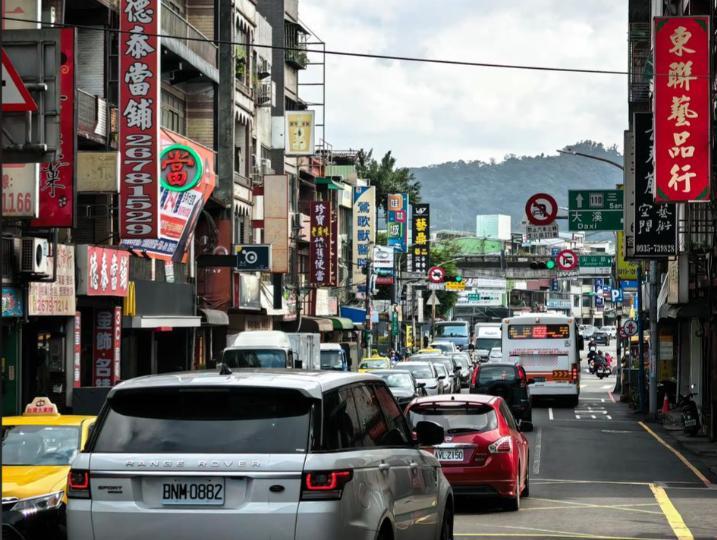 你们尽可以说我是小人之心，但在这事上，我真心觉得，台湾青年能说出这样的话，就和我