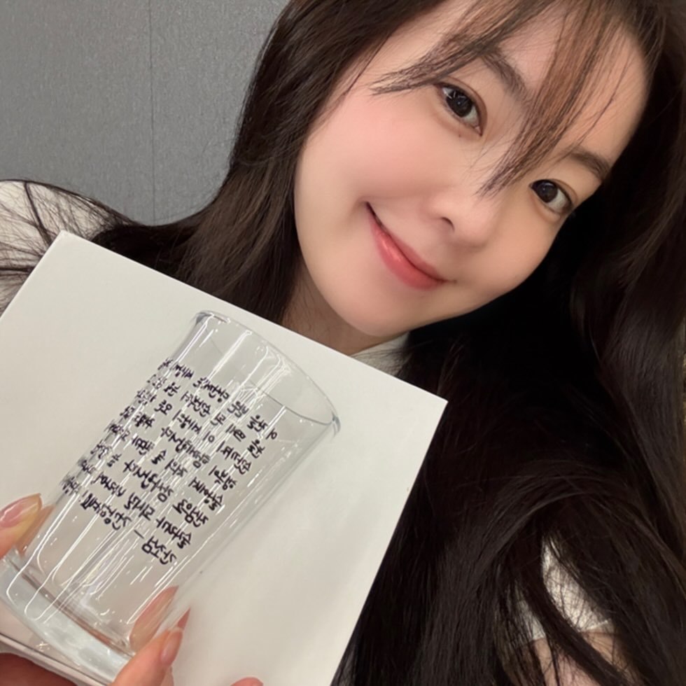 260905 youngji_gbbul_nochairm ig更新IRENE相