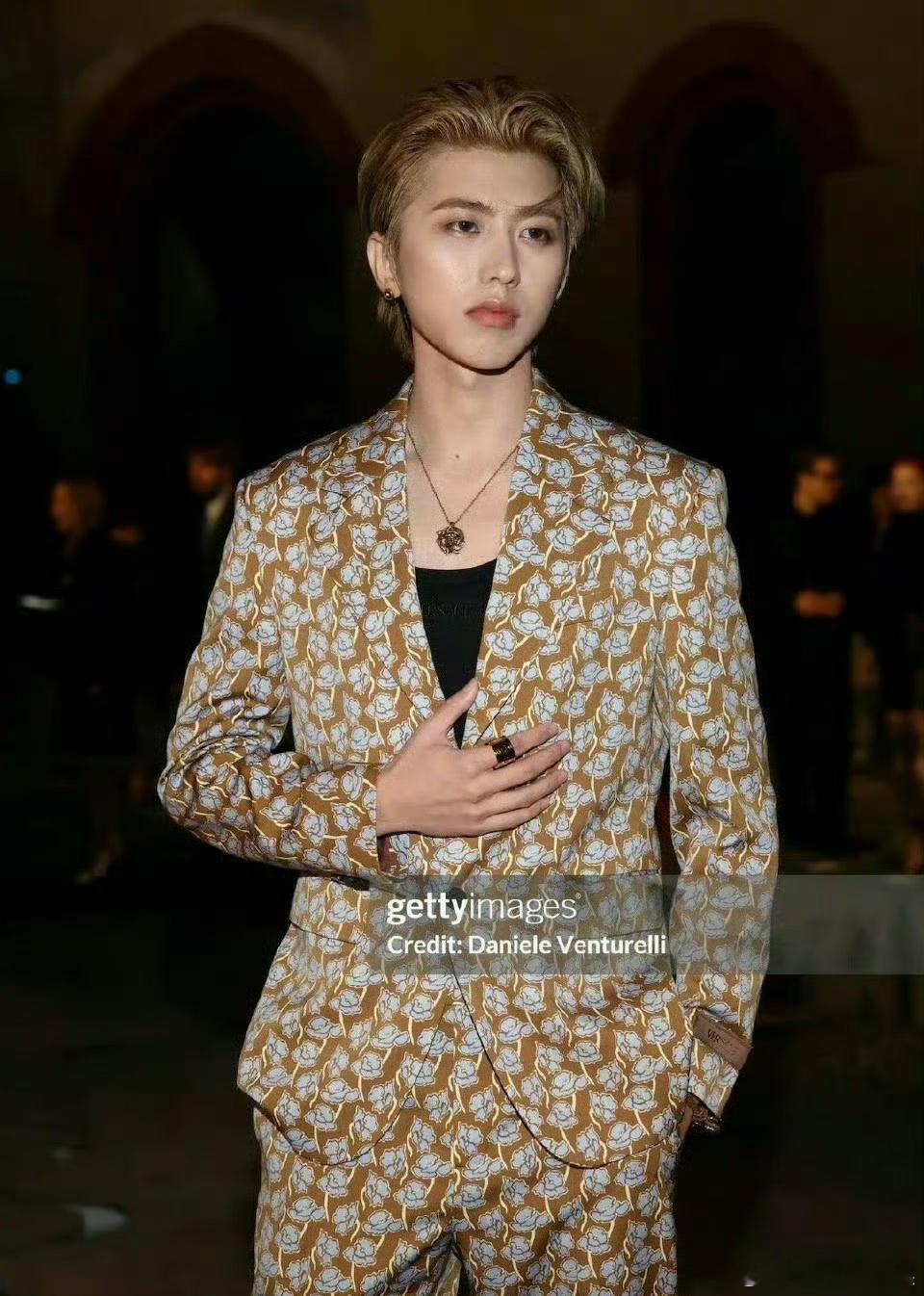 王安宇是不是比蔡徐坤的颜值更扛打一些 ​​​