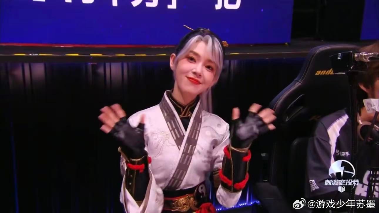 刺激之夜全是有效镜头刺激之夜明星枪神表演赛 和平精英刺激之夜全程高能，每一帧都是
