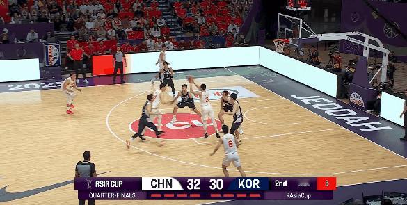 王俊杰三分，刚说完王俊杰就手起刀落了中国男篮vs韩国男篮 ​​​