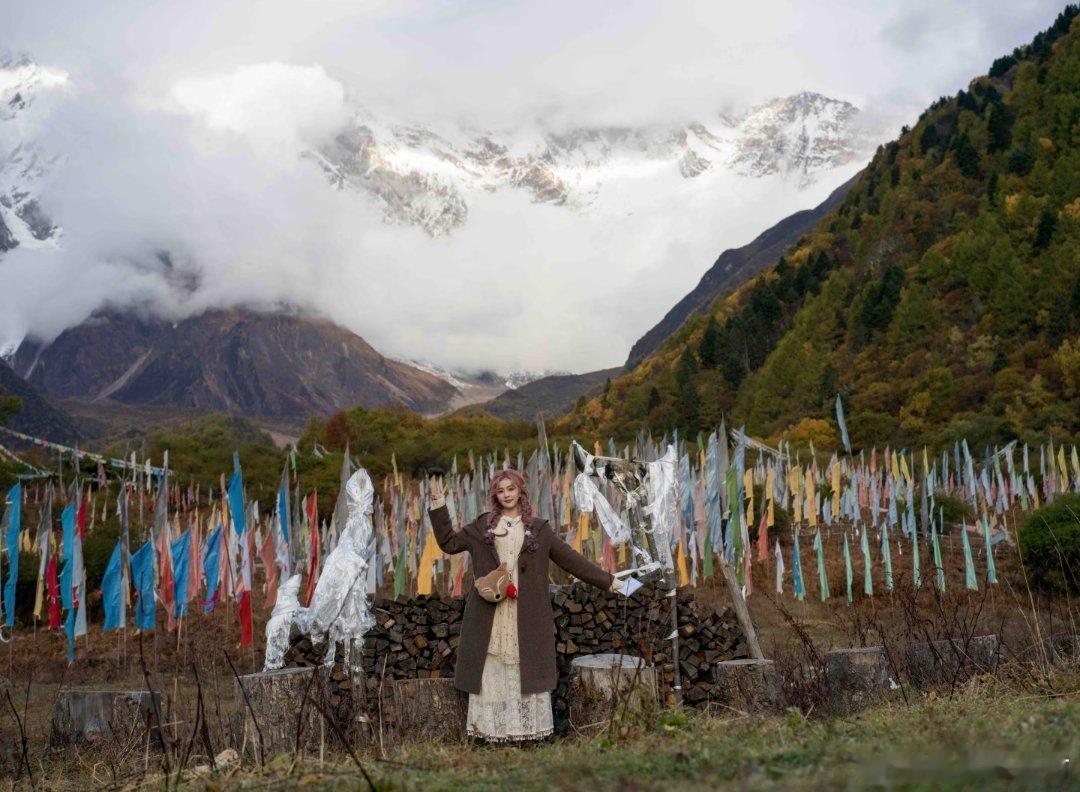 白鹿参与录制的综艺《奔跑吧·天路篇》今晚浙江卫视20:20&Z视介20:50开播