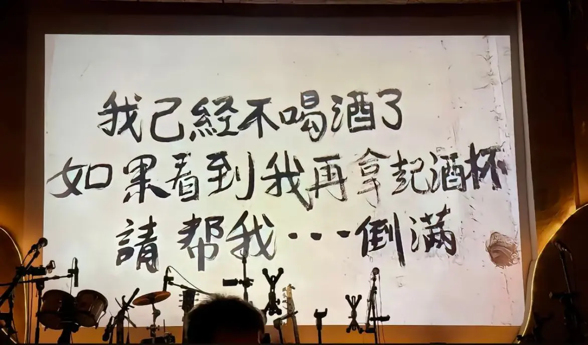 爱的多的人总先掉眼泪