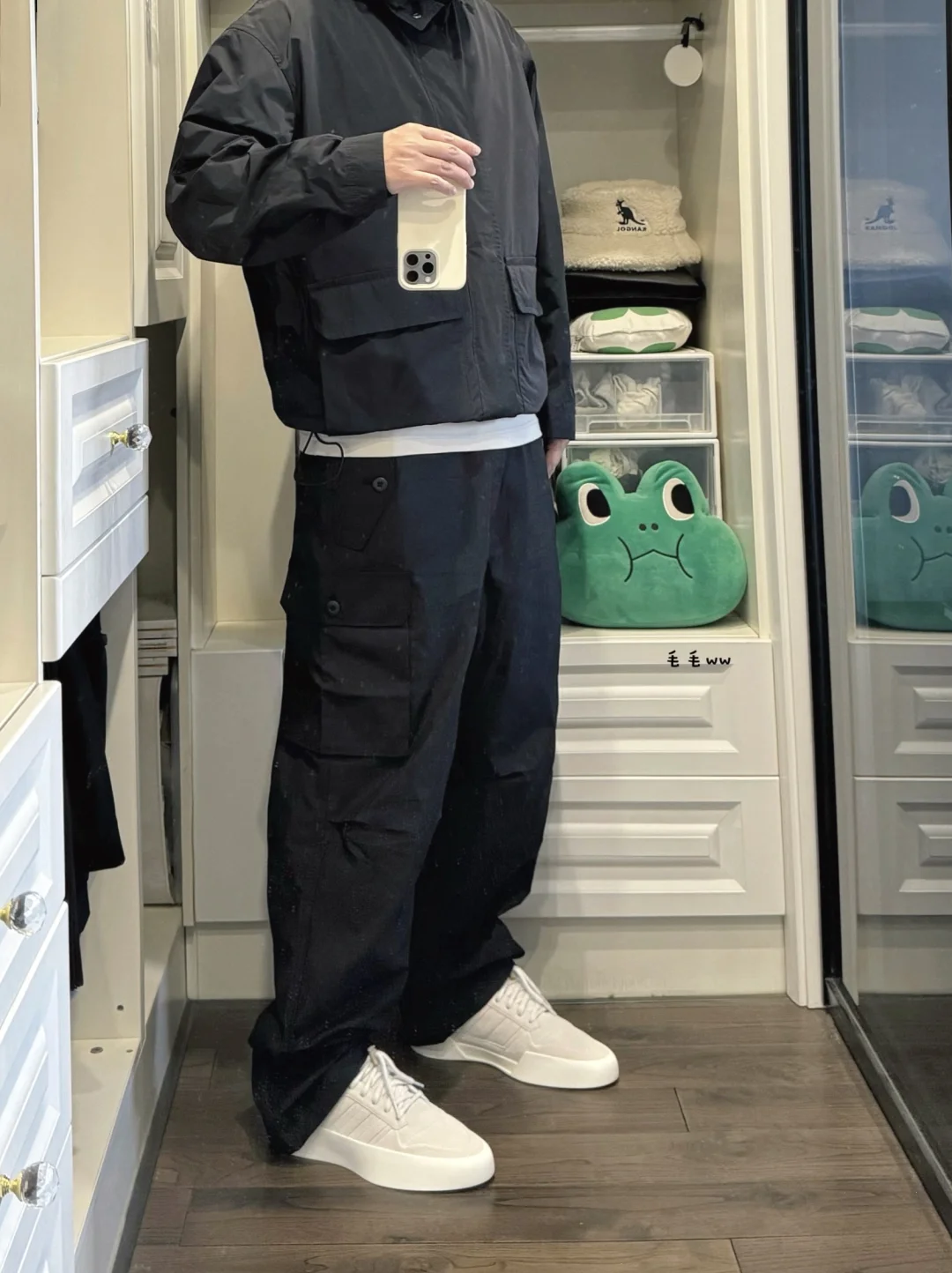 户外黑白系｜冲锋衣穿搭