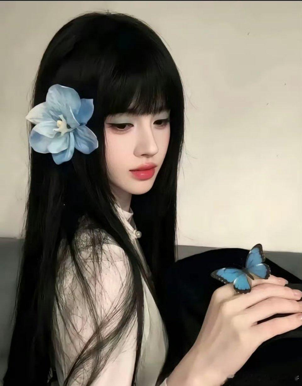 孟子义VS鞠婧祎，谁是古希腊掌管氛围感的神 