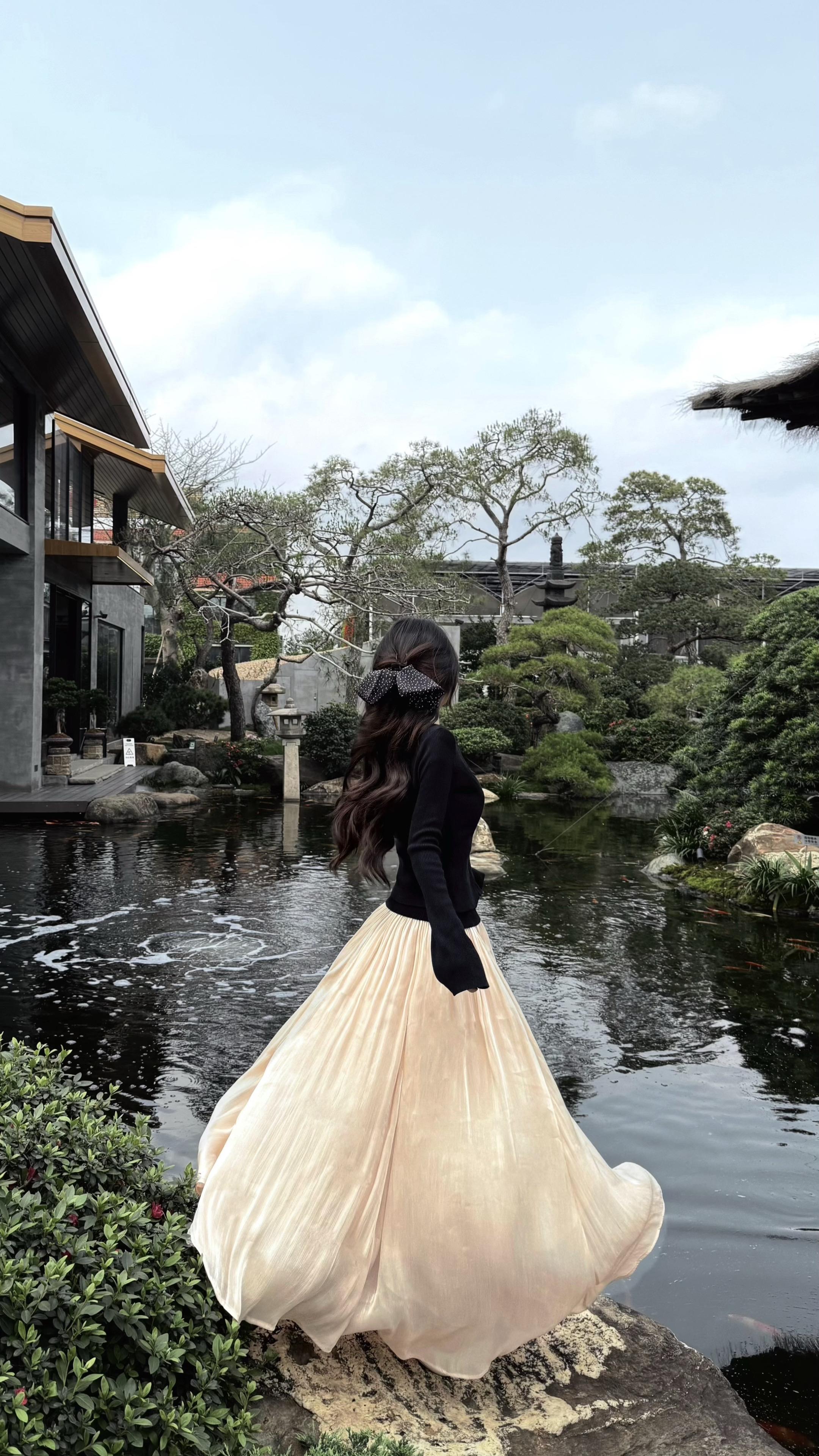 我本想下完这场雨去找你 哪知这场雨绵绵不绝