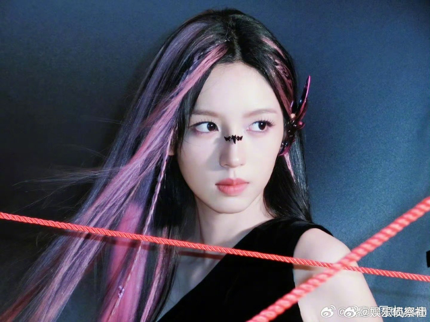 好喜欢这个周也姐姐，好美😍好飒～ ​​​