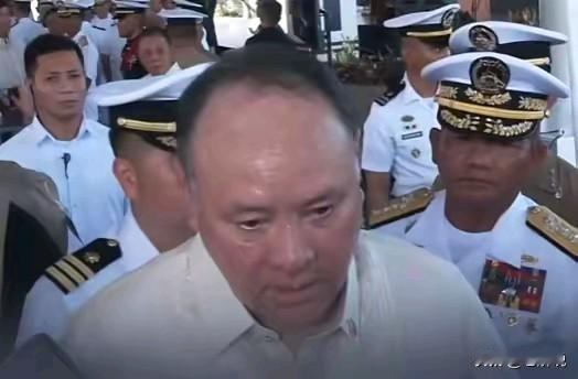 24国撑腰，菲律宾防长对中国“宣战”？话音刚落，055大驱的炮弹已经上膛！1.7