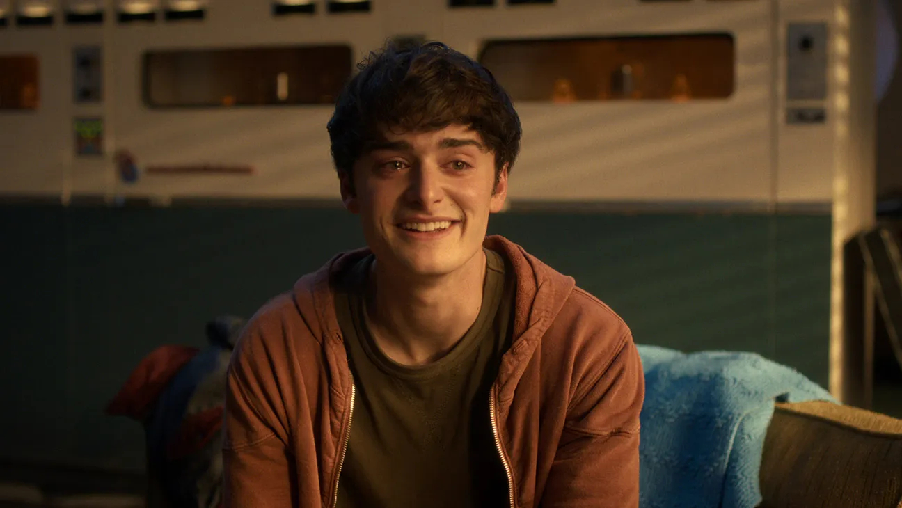 《怪奇物语》Noah Schnapp 官宣男友！据他文案介绍，他和男友已经谈了一