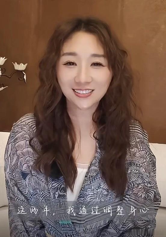傅首尔瘦了38斤最近总刷到，这是要准备复出继续吃互联网这碗饭了吗？瘦多少斤，傅首