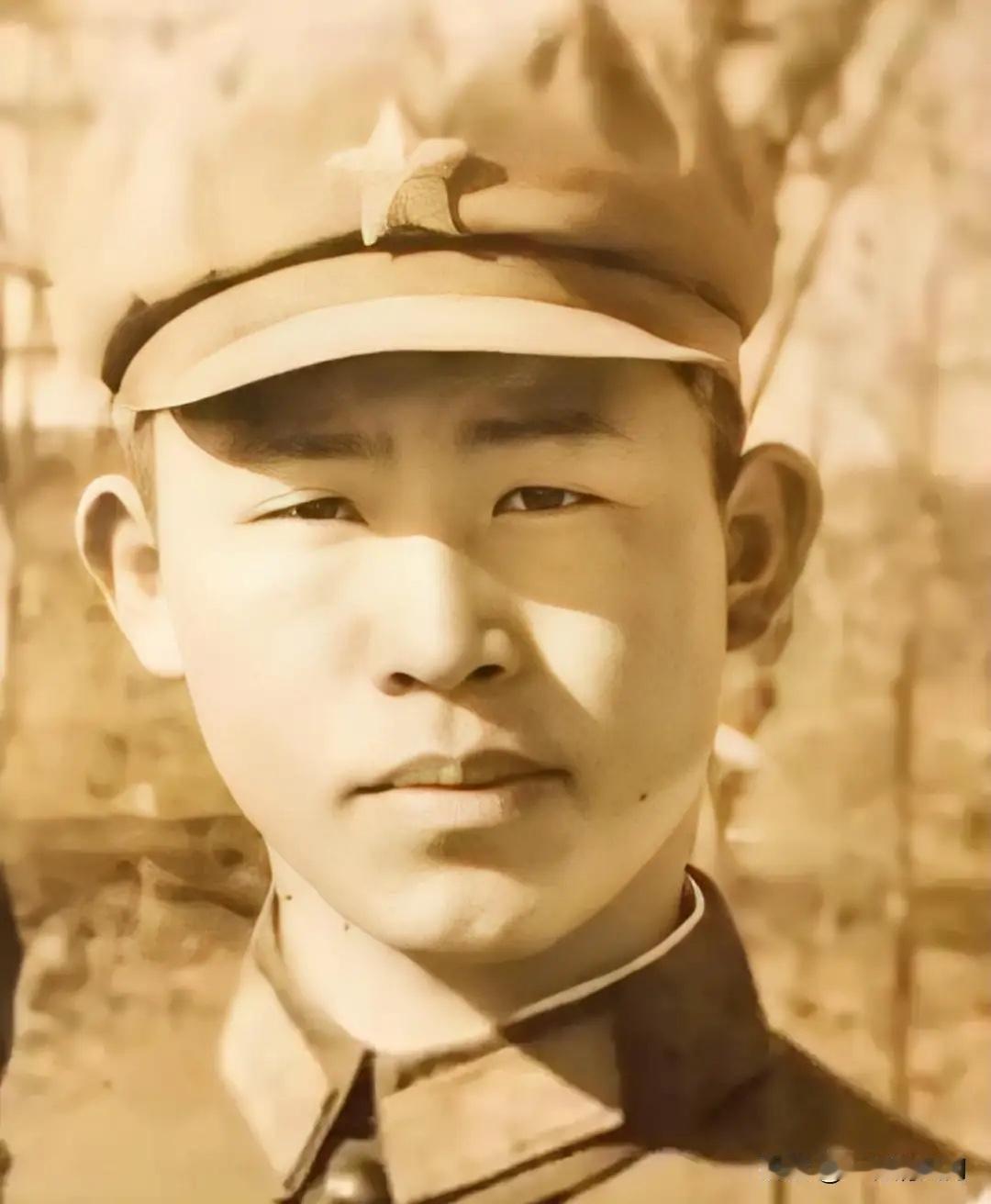 他是老山十年轮战中牺牲的最高级别军官，也是麻栗坡烈士陵园中牺牲职务最高、年龄最大