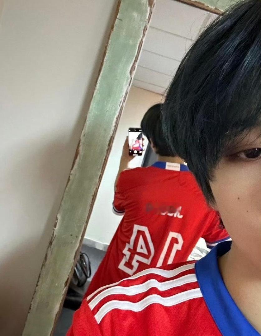 我笑的肚子疼 