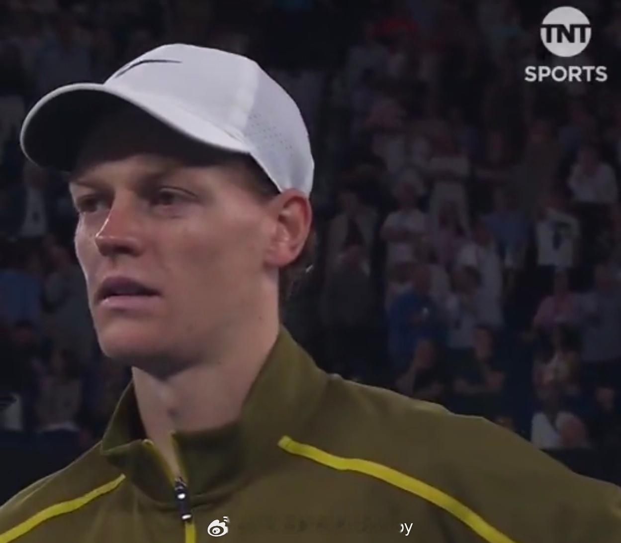 记者： “他今晚发出了时速232公里（约143英里/时）的发球。这意味着从球离开