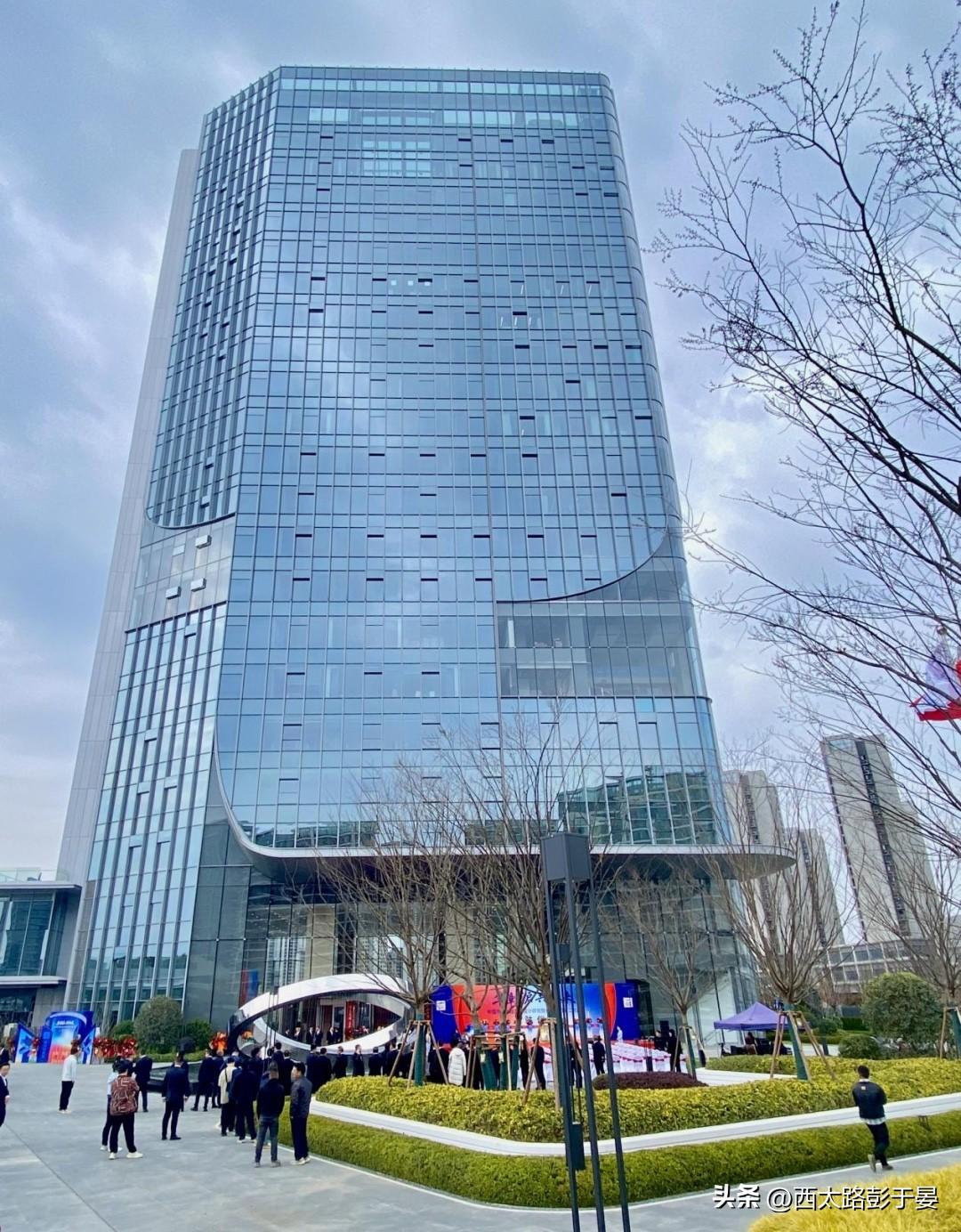 西安高新再提速！嘉和中心投用 500余名高端人才入驻丝路科学城总部经济全面起势