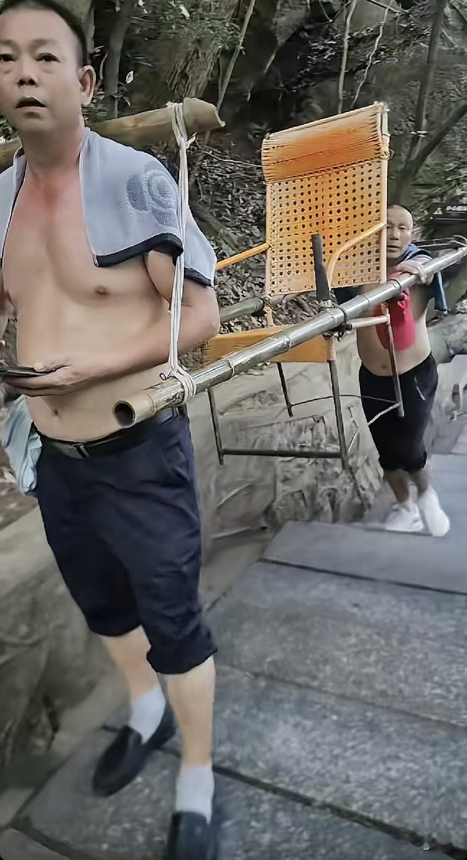一趟300比打车还贵