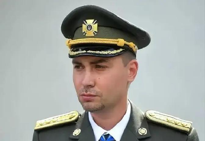 乌克兰情报总局局长布达诺夫，这两天突然成了“外交话题人”。
 
在乌通社的采访里