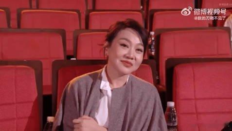 闫妮笑着笑着就哭了感觉闫妮真是一个很感性的人[捂嘴哭][捂嘴哭][捂嘴哭] ​​