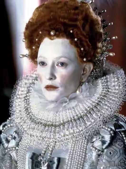 伊丽莎白一世用铅白涂脸到皮肤溃烂？王室美白执念有多疯

1603年3月24日，6