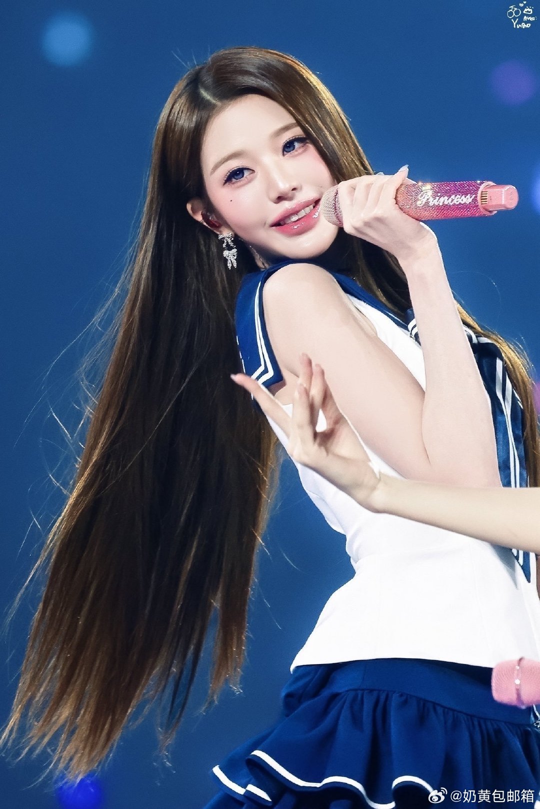 张元英水手服如此美萌