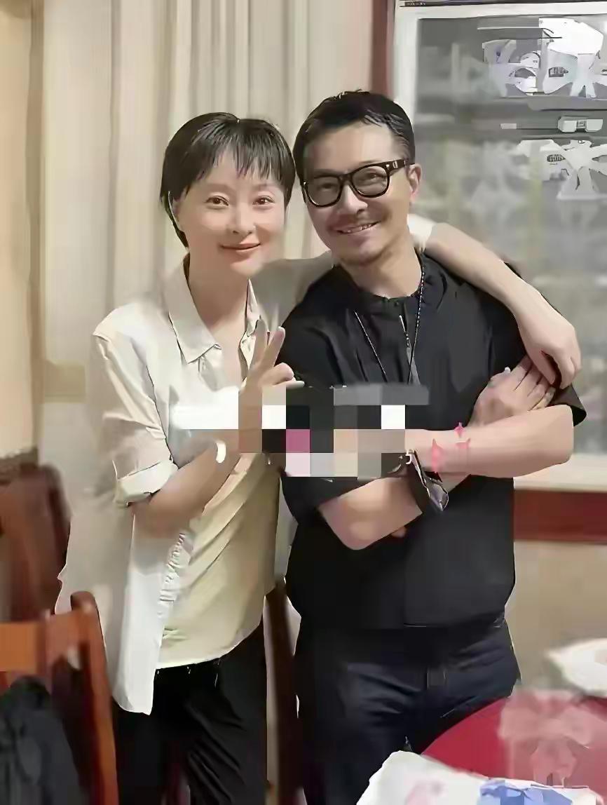 二位一样名字的演员合影了，都非常有气质