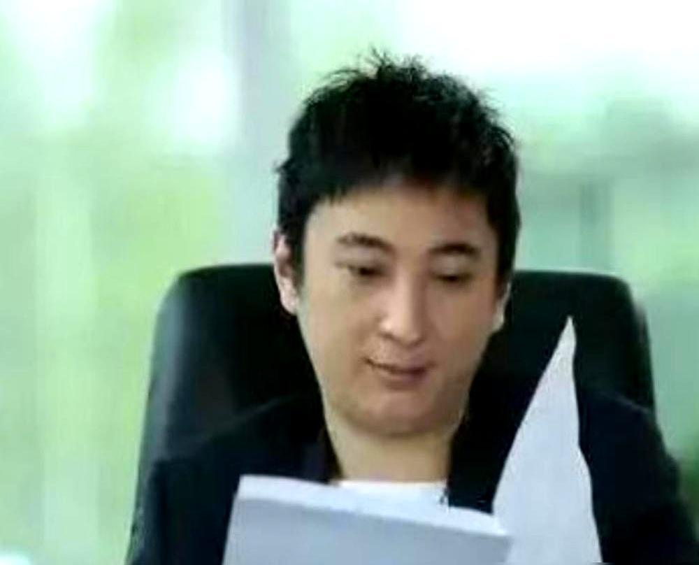 抵押房产、背债1.5亿，吴京当年为了战狼2差点把家都给拆了。外界现在还在疯传王思