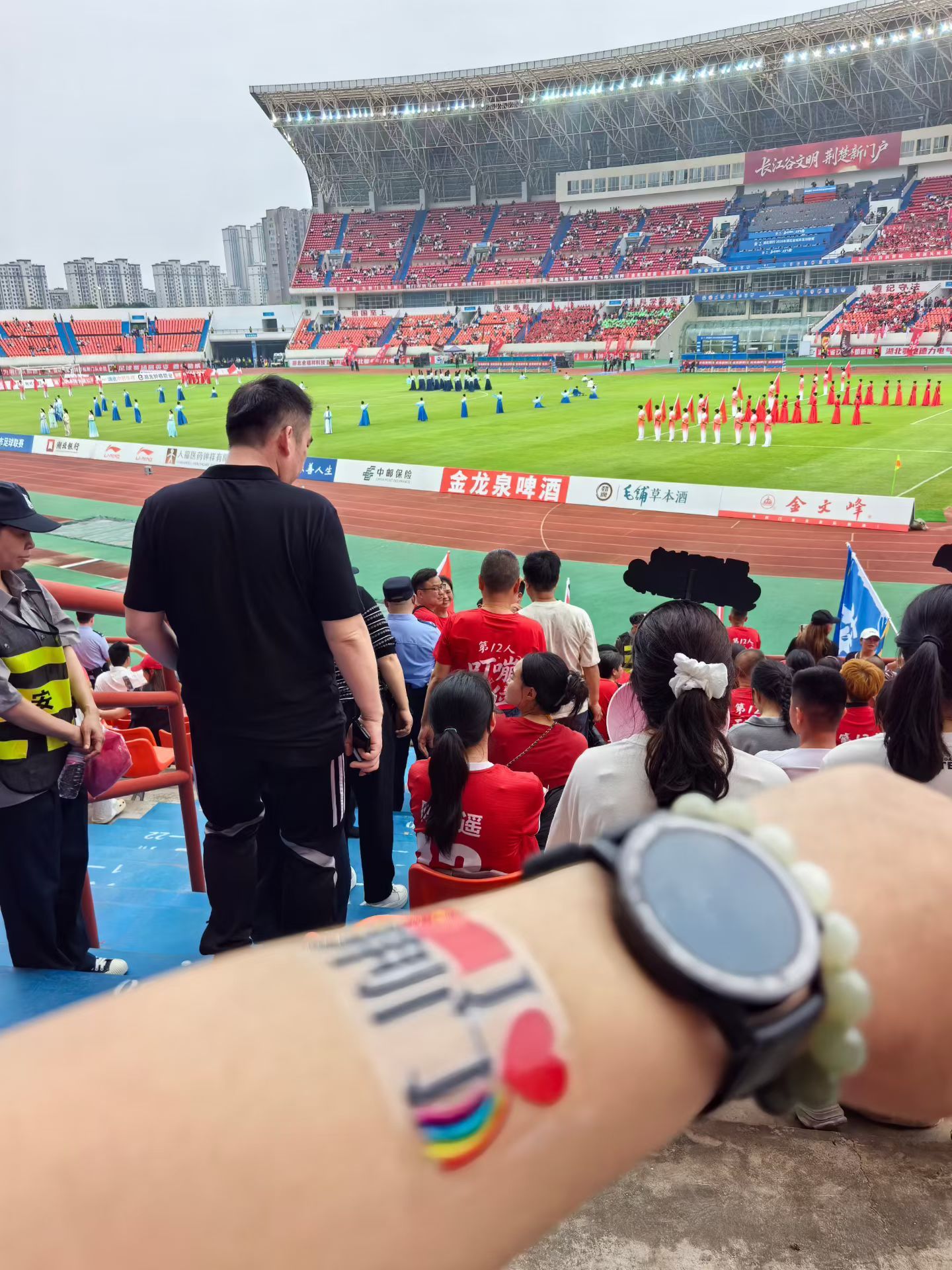 周末现场观战楚超荆门主场对战潜江，意外被联通5G+无人机智慧安保圈粉！空地联动守