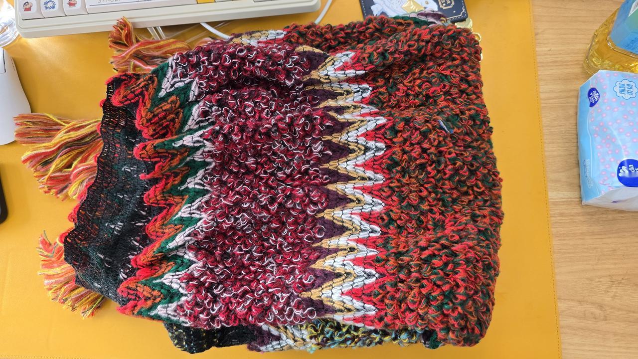 家人们，本周福利又来了
关注我，转发本条
就有机会获得 围巾一条
关注我，本周解