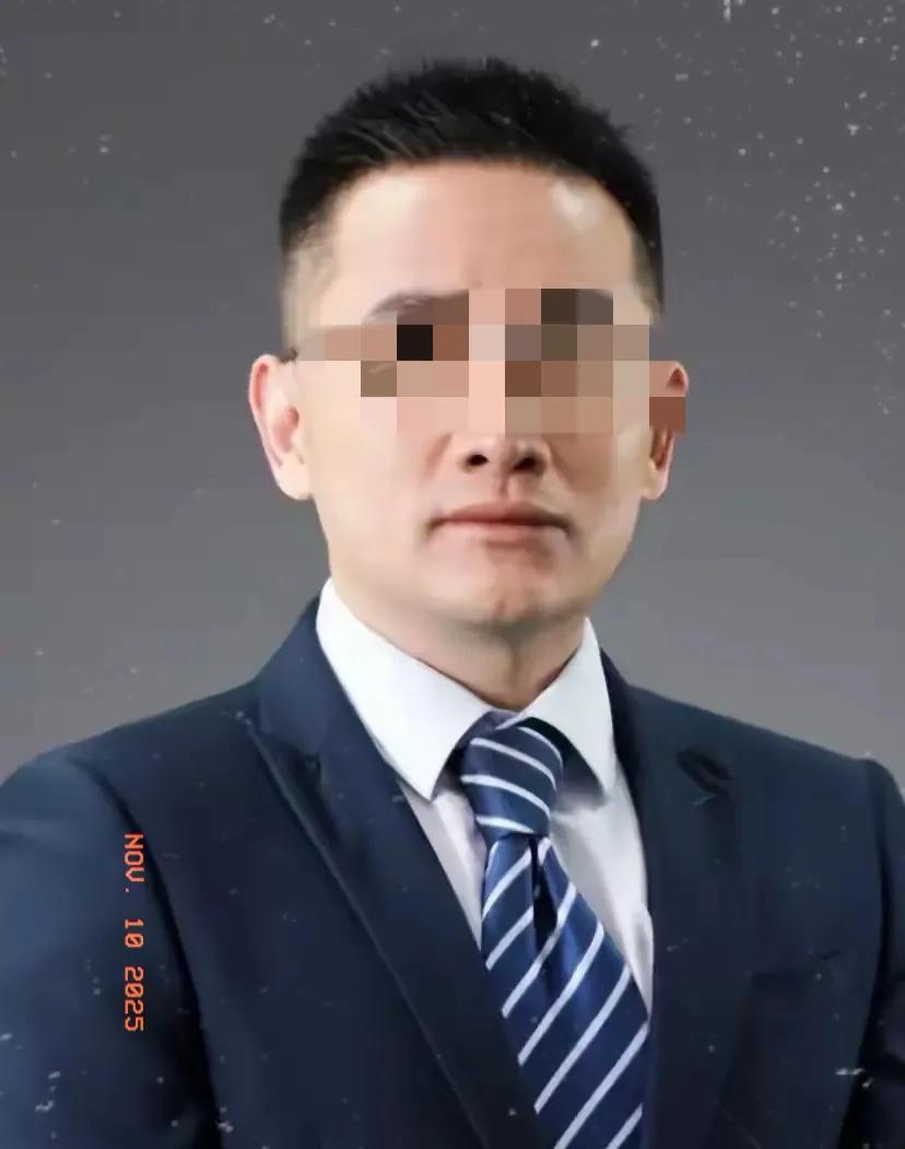 查了一下，发现祖雄兵到今天这步，都怪他的人生太顺。

祖雄兵1975年出生在安徽