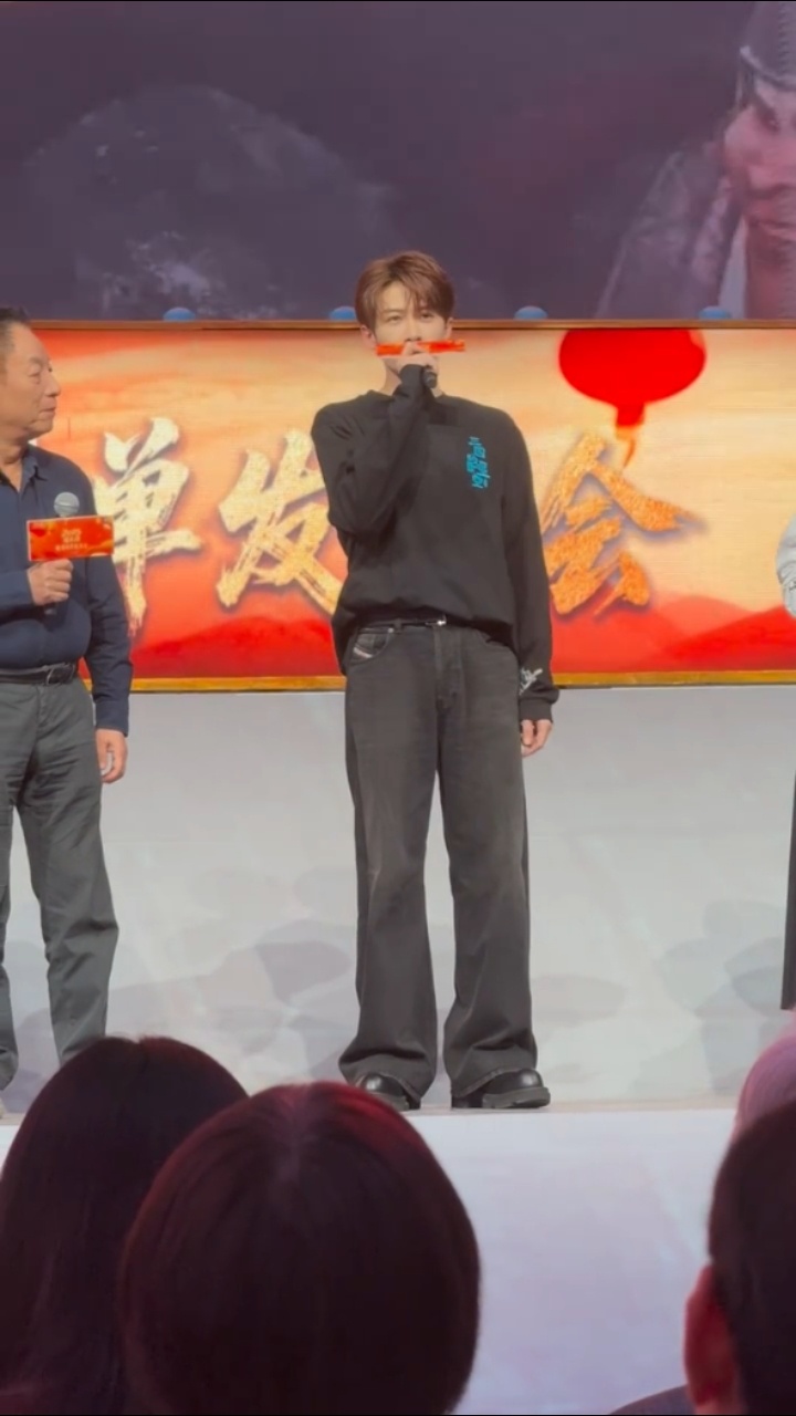 现场听肯定很震撼檀健次现场配音爆发力檀健次台词功底好牛 ​​​