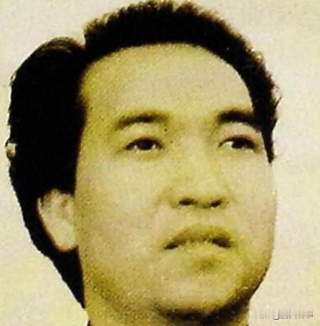 1991年，广东男子赵泰来，放弃中国国籍，转头加入英国，在英国，他打扮成乞丐，四