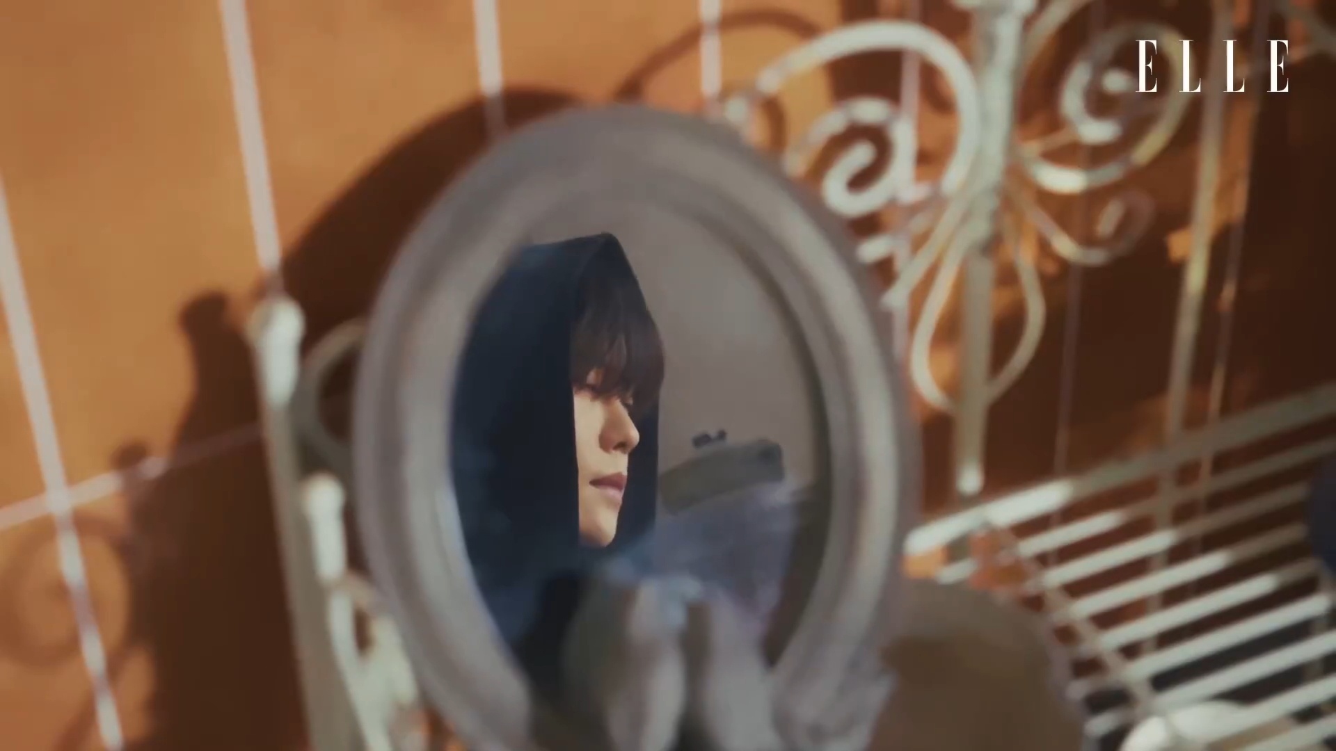 可以破碎 可以重塑你自己演过的角色 他真的会长在你自己身上他们不会离开 