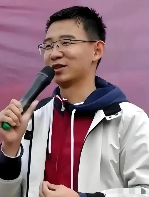 北大状元刘嘉森的扎心忠告，藏着他最狼狈的过往

2015年，文科状元刘嘉森以67