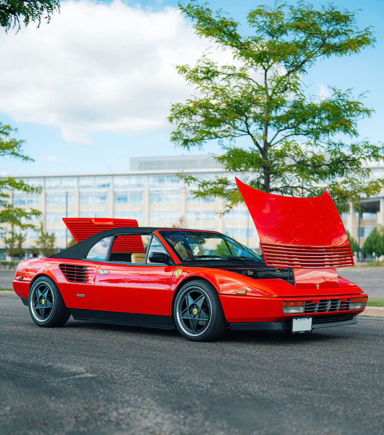 80年代最亲民的跃马这款曾以"商务人士专属"定位的2+2跑车打破了跃马品牌高不可