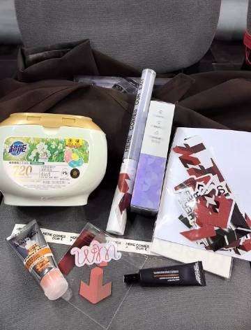 肖战伴手礼 非常实用的一堆礼物啊，肖战真的细节拉满了 ​​​