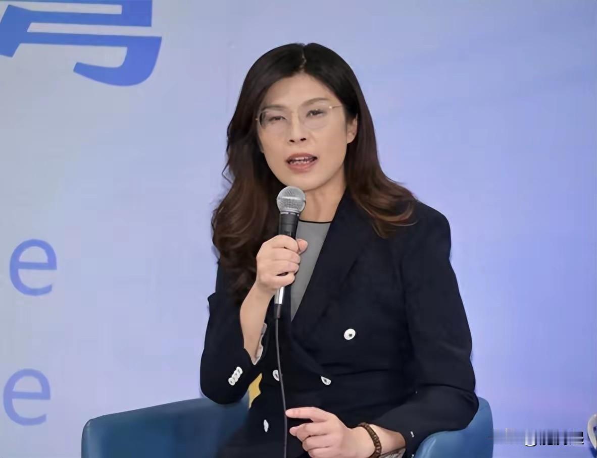 郑丽文接受经济学人采访，就和平统一表示：“我的原则就是，两岸人民都能够接受的，我