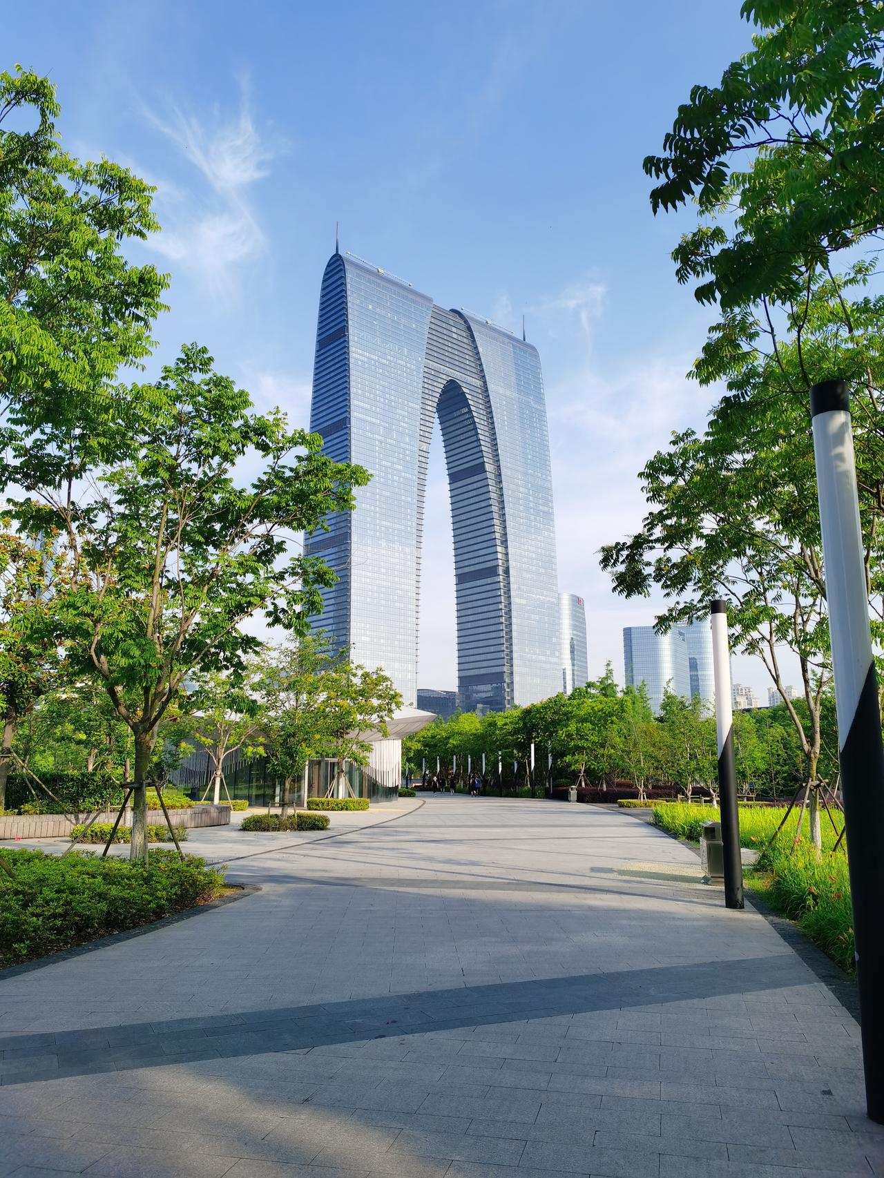 关于交易级别的思考
从一般意义上，交易级别分为超短线、短线、中线和长线。超短线和