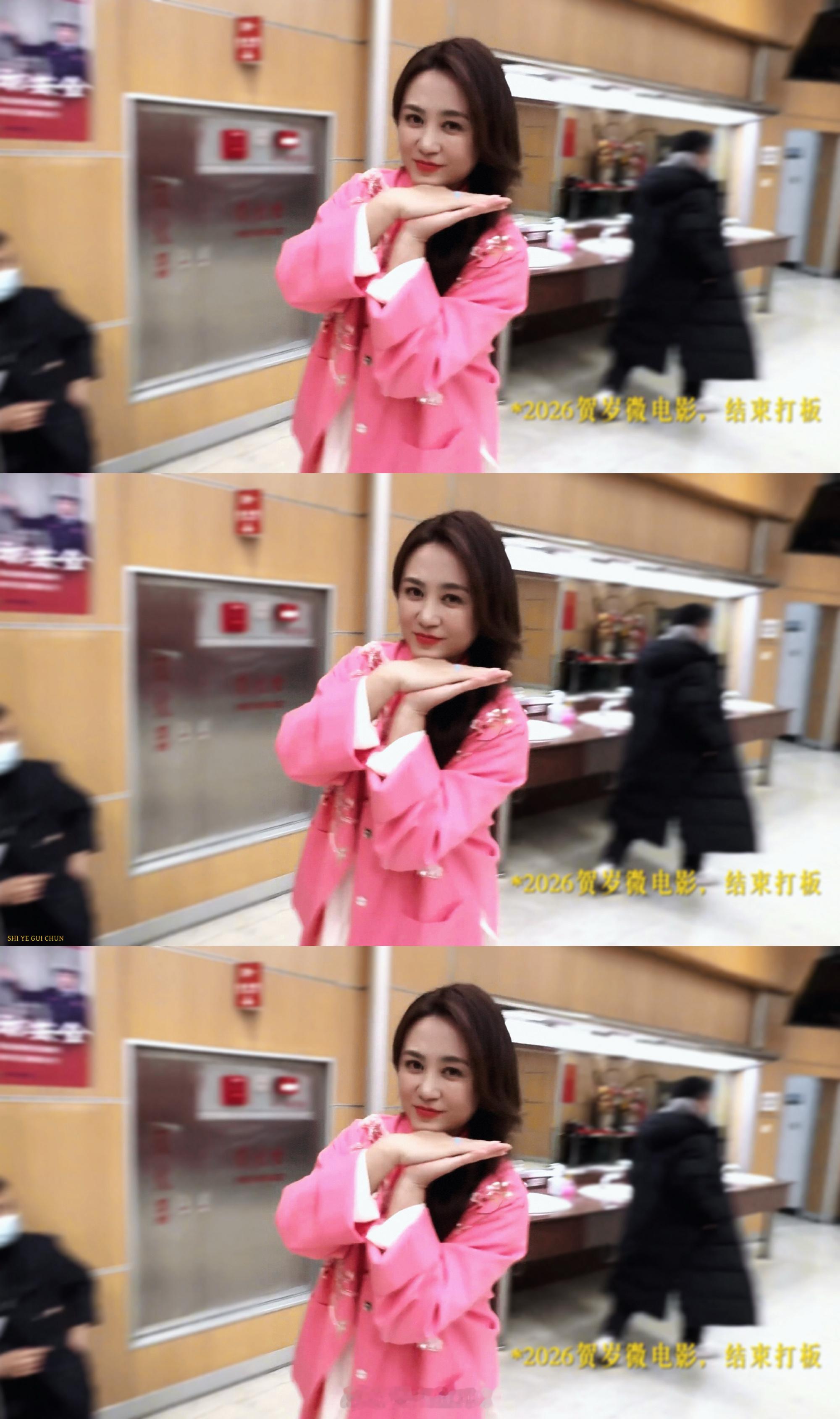 43岁马丽状态 马丽43岁，事业家庭两不误，银幕上能逗笑你，生活中能暖到你。状态