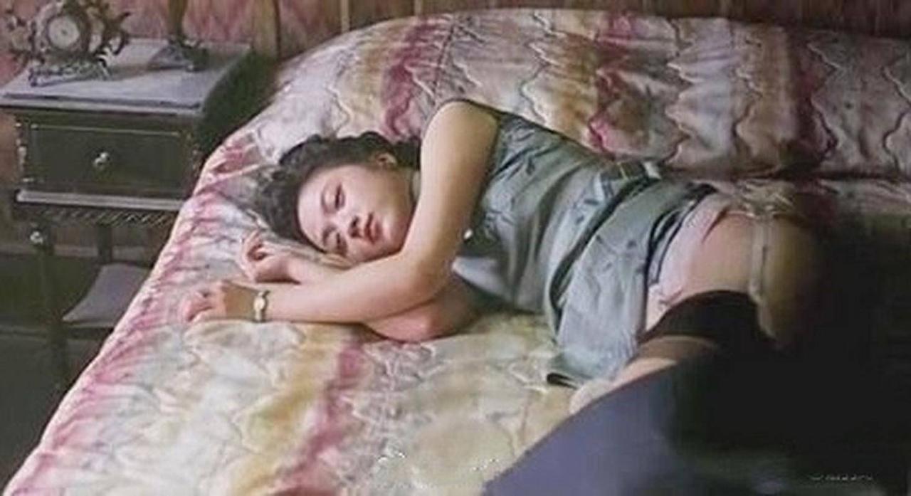 当年，汤唯接下《色戒》，男友田雨大怒说：“你疯了，这种戏你也接？”汤唯直接说：“