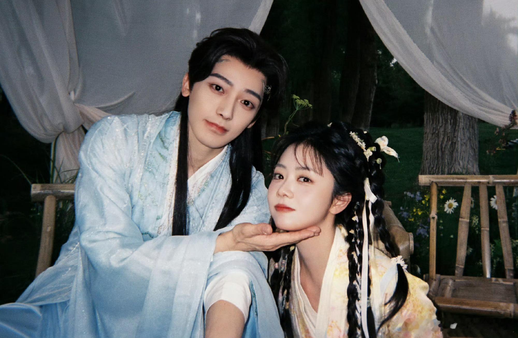 谭松韵侯明昊月下共饮 救命！《逍遥》这进度也太敢了！谭松韵侯明昊月下共饮互诉衷肠